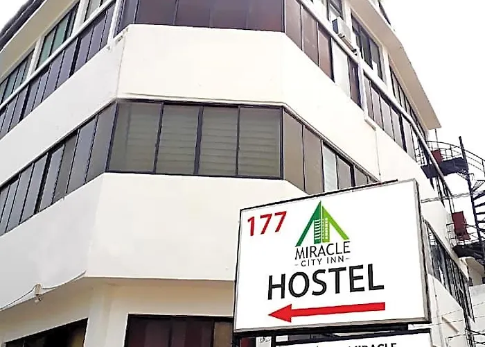 Miracle Colombo City Hostel